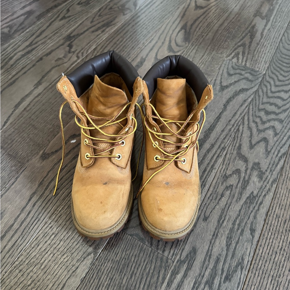 Timberland Tan Leather Lace-Up Boots